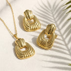 Rilievo Ribbed Square Jewelry Set — view 2