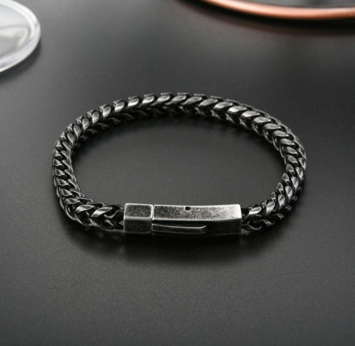 Hugo Diamond-Cut Chain Bracelet — view 3