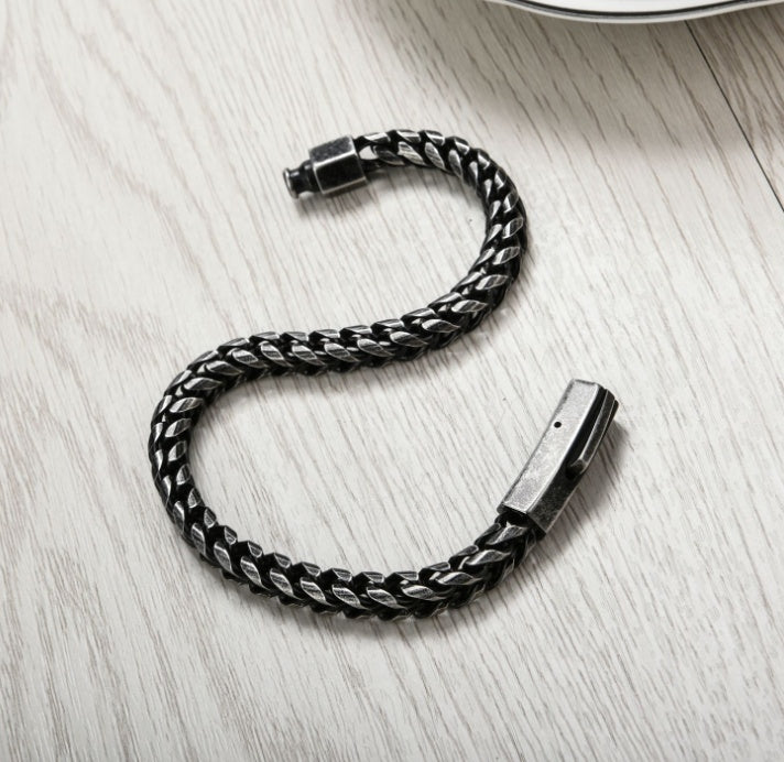 Hugo Diamond-Cut Chain Bracelet — view 5