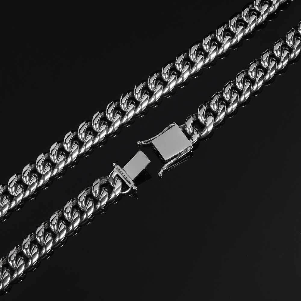Gio Heavy Cuban Chain Necklace — view 3