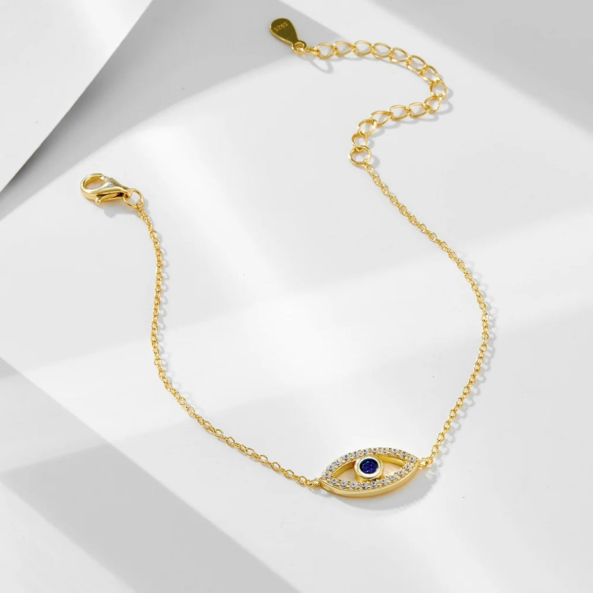 Bracelet œil pavé Ariadne — vue 3