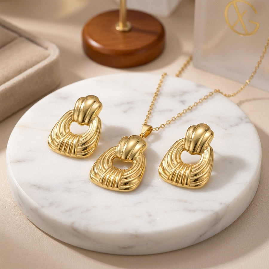 Rilievo Ribbed Square Jewelry Set — view 7