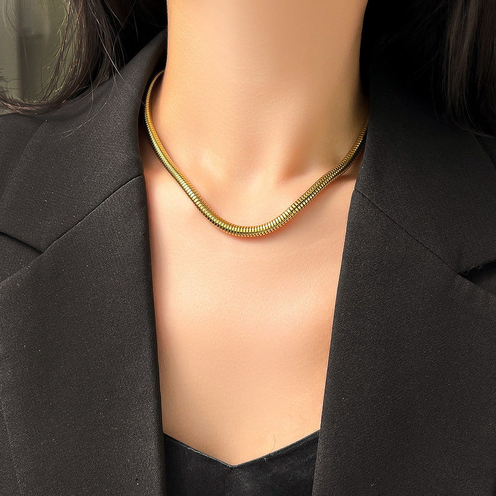 Stella Chunky Chain Necklace — view 7