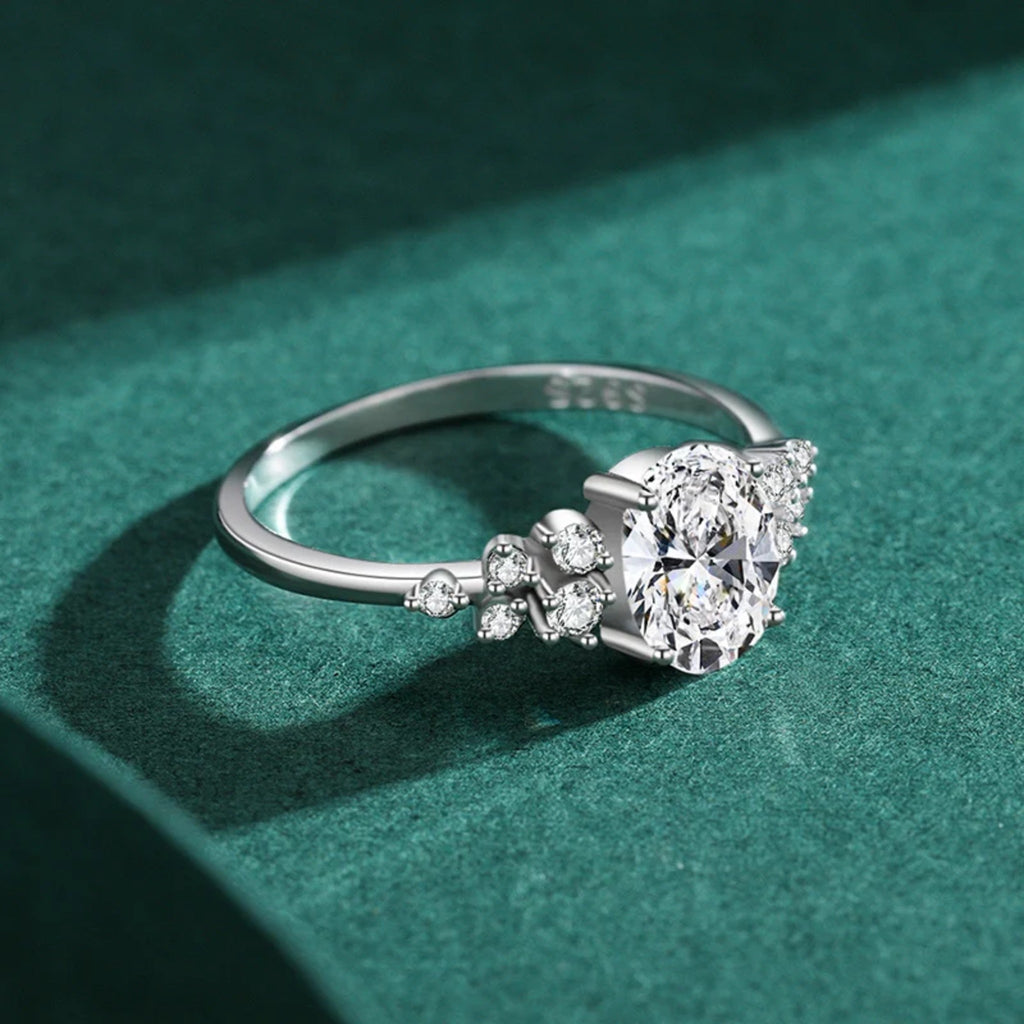 Ovaler Cluster-Ring Celeste — Ansicht 3