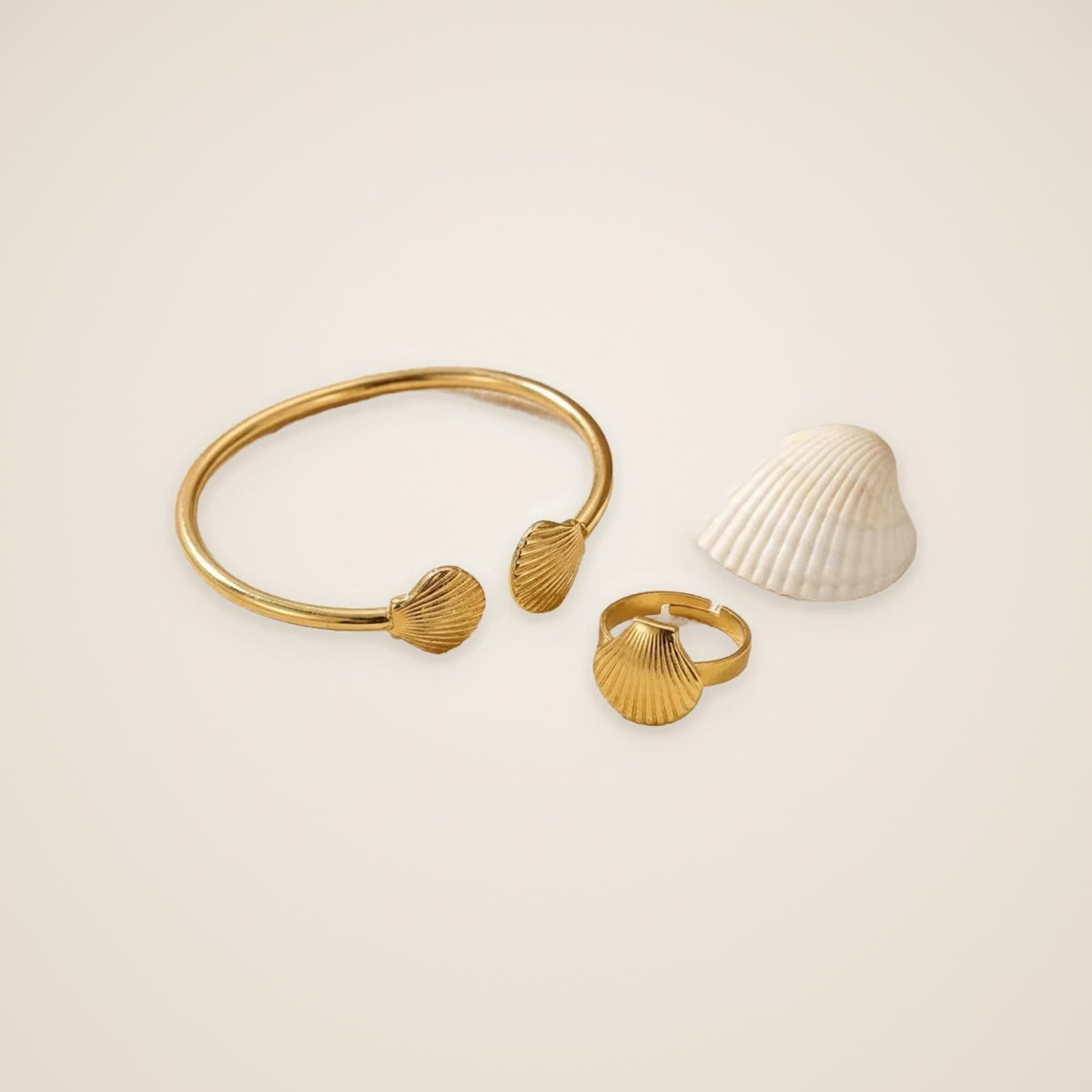 Conchiglia Shell Jewelry Set — view 1