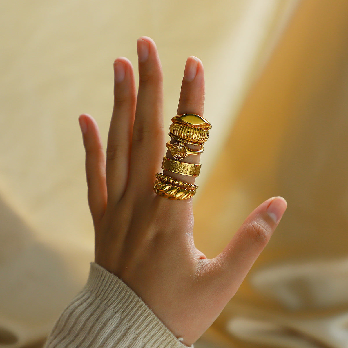 Sirio Stacking Ring — view 10