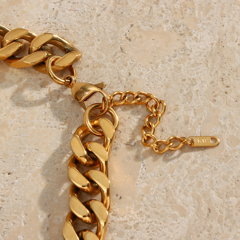 Rosa Chunky Chain Necklace — view 5
