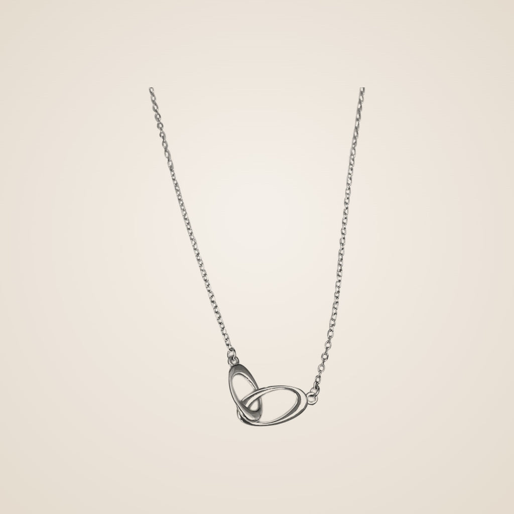 Luna Interlocking Circle Necklace